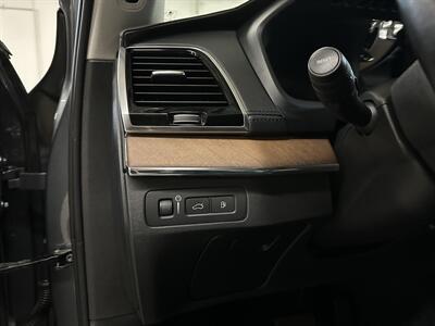 2016 Volvo XC90 T8 eAWD Inscription  Plug In Hybrid - Photo 27 - Portland, OR 97220
