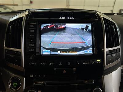 2014 Toyota Land Cruiser   - Photo 24 - Portland, OR 97220