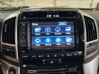 2014 Toyota Land Cruiser   - Photo 22 - Portland, OR 97220