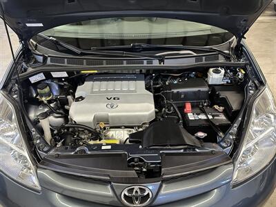 2007 Toyota Sienna LE 7-Passenger   - Photo 9 - Portland, OR 97220