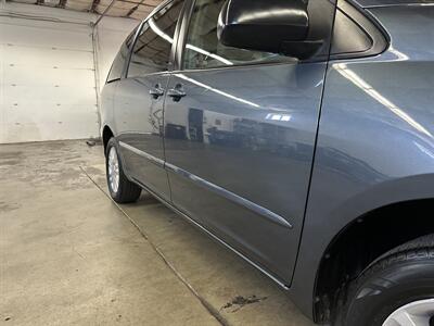 2007 Toyota Sienna LE 7-Passenger   - Photo 37 - Portland, OR 97220