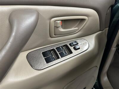 2003 Toyota Sequoia Limited - Photo 30 - Portland, OR 97220