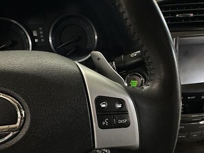 2011 Lexus IS 350   - Photo 32 - Portland, OR 97220