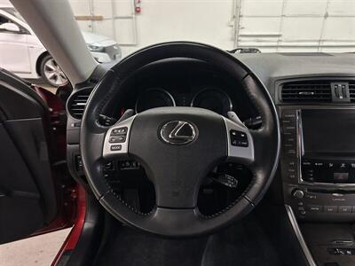 2011 Lexus IS 350   - Photo 17 - Portland, OR 97220
