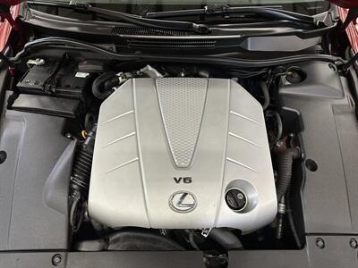 2011 Lexus IS 350   - Photo 44 - Portland, OR 97220