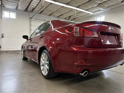 2011 Lexus IS 350   - Photo 43 - Portland, OR 97220