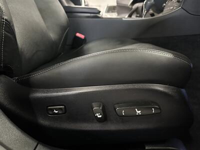2011 Lexus IS 350   - Photo 28 - Portland, OR 97220