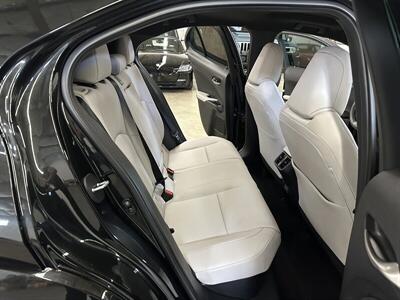 2024 Lexus UX 250h Premium   - Photo 12 - Portland, OR 97220