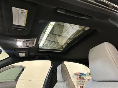 2024 Lexus UX 250h Premium   - Photo 23 - Portland, OR 97220