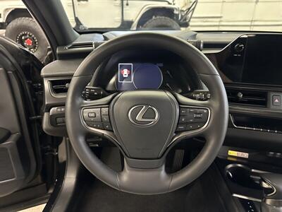 2024 Lexus UX 250h Premium   - Photo 16 - Portland, OR 97220
