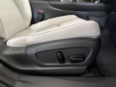 2024 Lexus UX 250h Premium   - Photo 29 - Portland, OR 97220