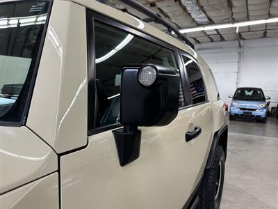 2010 Toyota FJ Cruiser Trail Teams Special Edition   - Photo 41 - Portland, OR 97220