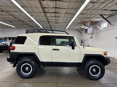 2010 Toyota FJ Cruiser Trail Teams Special   - Photo 2 - Portland, OR 97220