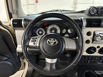 2010 Toyota FJ Cruiser Trail Teams Special   - Photo 19 - Portland, OR 97220