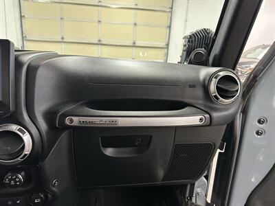 2013 Jeep Wrangler Unlimited Rubicon 10th Anniversary RUBITRUX JK TRUCK CONVERSION - Photo 35 - Portland, OR 97220