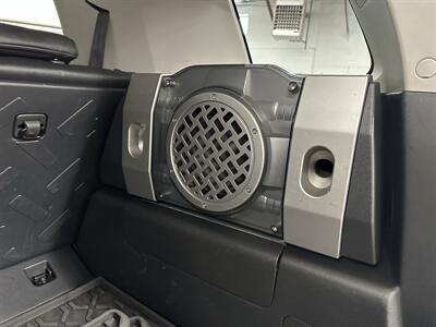 2007 Toyota FJ Cruiser 4dr SUV  1-Owner - Photo 23 - Portland, OR 97220