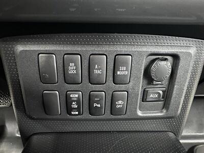 2007 Toyota FJ Cruiser 4dr SUV 1-Owner - Photo 22 - Portland, OR 97220