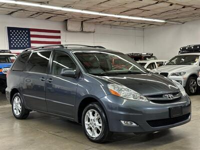 2006 Toyota Sienna XLE 7 Passenger   - Photo 1 - Portland, OR 97220