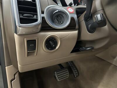 2013 Porsche Cayenne GTS   - Photo 21 - Portland, OR 97220