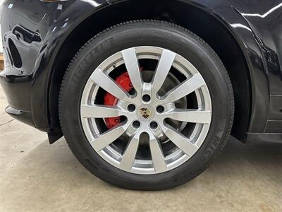2013 Porsche Cayenne GTS   - Photo 53 - Portland, OR 97220