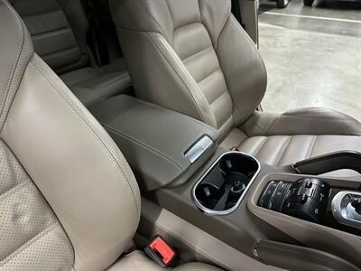 2013 Porsche Cayenne GTS   - Photo 29 - Portland, OR 97220