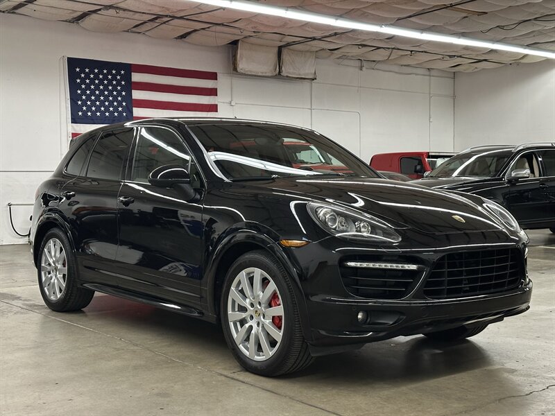 2013 Porsche Cayenne GTS's photo