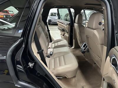 2013 Porsche Cayenne GTS   - Photo 11 - Portland, OR 97220