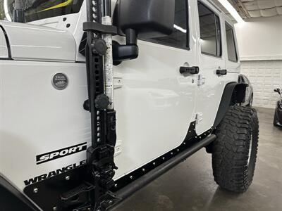2013 Jeep Wrangler Unlimited Sport  Lifted Axle Swap - Photo 44 - Portland, OR 97220