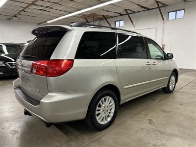 2008 Toyota Sienna LE 7-Passenger   - Photo 3 - Portland, OR 97220