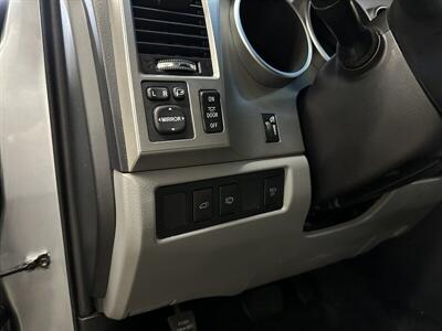 2014 Toyota Sequoia Limited   - Photo 29 - Portland, OR 97220