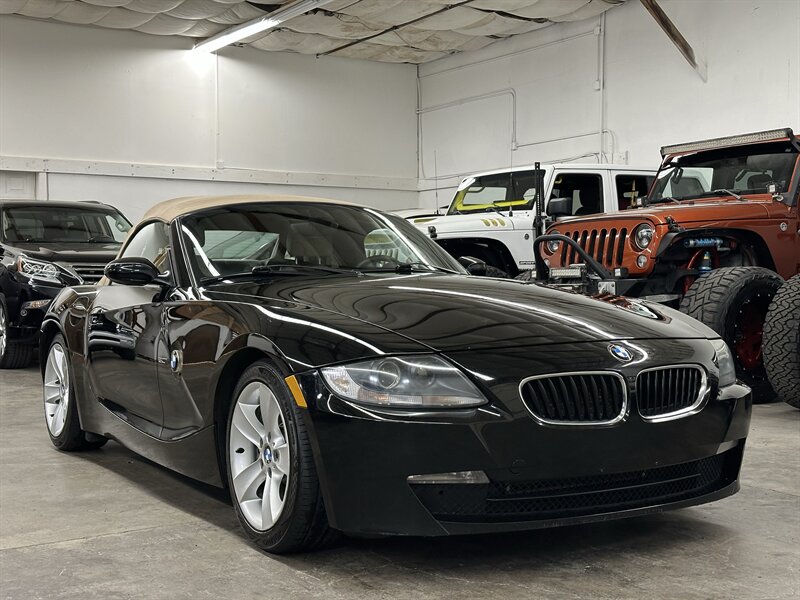 2006 BMW Z4 3.0i   - Photo 1 - Portland, OR 97220