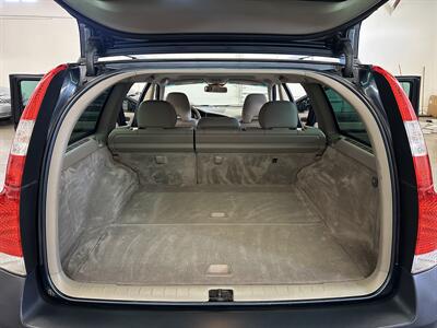 2007 Volvo XC70   - Photo 16 - Portland, OR 97220
