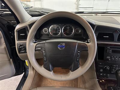 2007 Volvo XC70   - Photo 18 - Portland, OR 97220