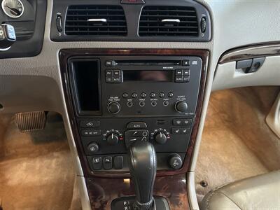 2007 Volvo XC70   - Photo 19 - Portland, OR 97220