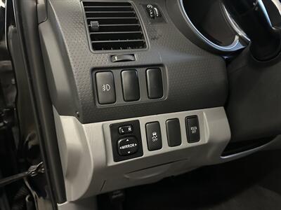 2014 Toyota Tacoma V6  Long Bed - Photo 28 - Portland, OR 97220
