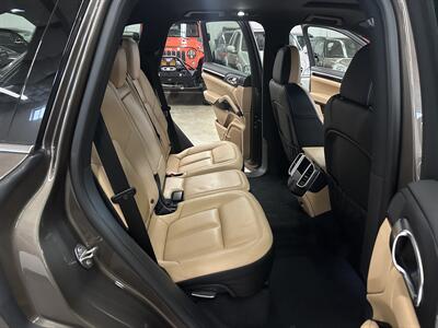 2016 Porsche Cayenne   - Photo 12 - Portland, OR 97220