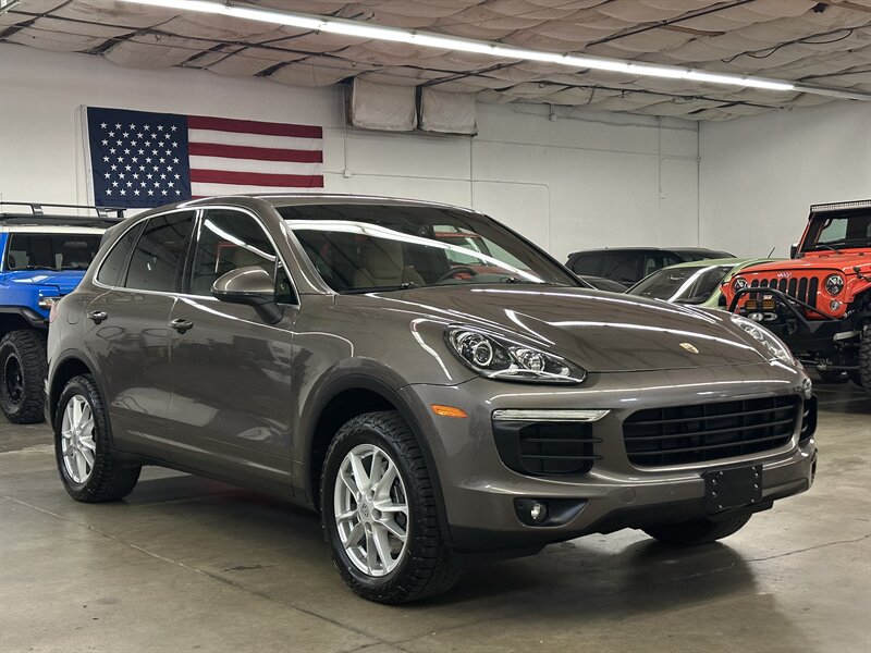 2016 Porsche Cayenne  