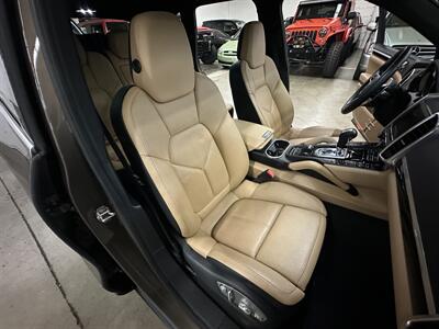 2016 Porsche Cayenne   - Photo 27 - Portland, OR 97220
