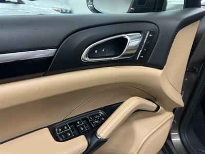 2016 Porsche Cayenne   - Photo 23 - Portland, OR 97220