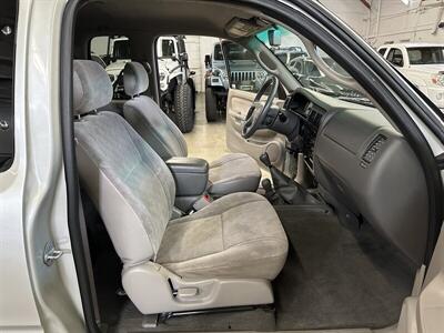 2004 Toyota Tacoma V6 2dr Xtracab  1-Owner 5-Speed Manual - Photo 16 - Portland, OR 97220