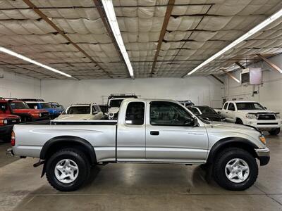 2004 Toyota Tacoma V6 2dr Xtracab  1-Owner 5-Speed Manual - Photo 2 - Portland, OR 97220
