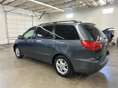 2006 Toyota Sienna XLE 7 Passenger  Wheel Chair - Photo 5 - Portland, OR 97220