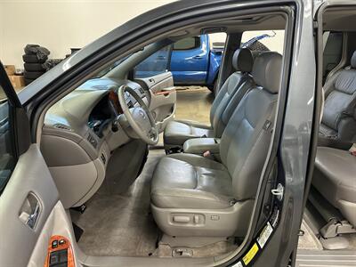 2006 Toyota Sienna XLE 7 Passenger  Wheel Chair - Photo 10 - Portland, OR 97220