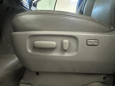 2006 Toyota Sienna XLE 7 Passenger  Wheel Chair - Photo 28 - Portland, OR 97220