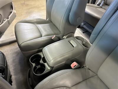 2006 Toyota Sienna XLE 7 Passenger  Wheel Chair - Photo 29 - Portland, OR 97220