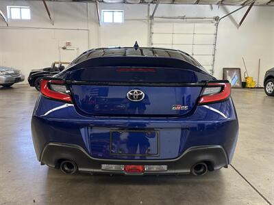 2024 Toyota GR86 Premium   - Photo 4 - Portland, OR 97220
