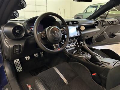 2024 Toyota GR86 Premium   - Photo 28 - Portland, OR 97220