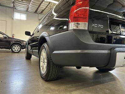 2005 Volvo XC70   - Photo 37 - Portland, OR 97220