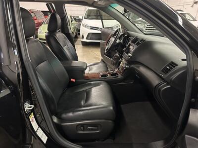 2012 Toyota Highlander Limited   - Photo 13 - Portland, OR 97220