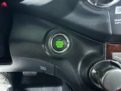2012 Toyota Highlander Limited - Photo 29 - Portland, OR 97220